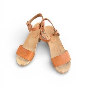 Bryr The Rachel Sandal toe heeled clogs Size 37 US 7